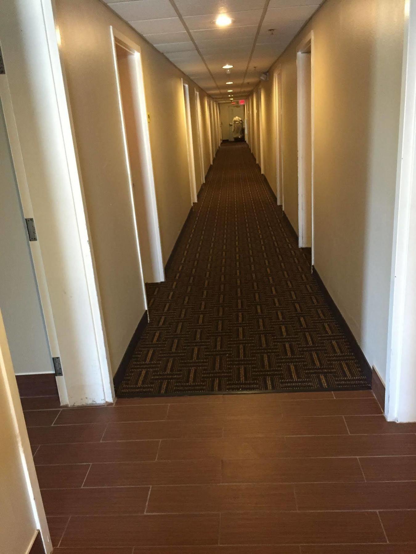 Super 8 By Wyndham Allentown Exterior photo